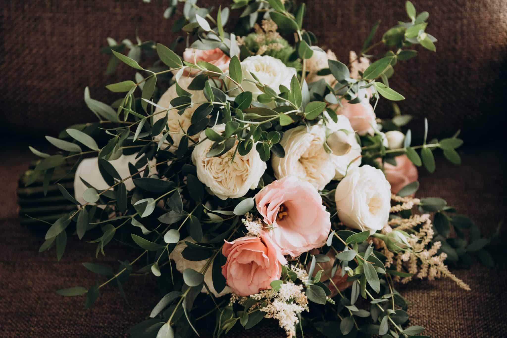 Why You Should Use Eucalyptus Greenery in Floral Arrangements Cascade
