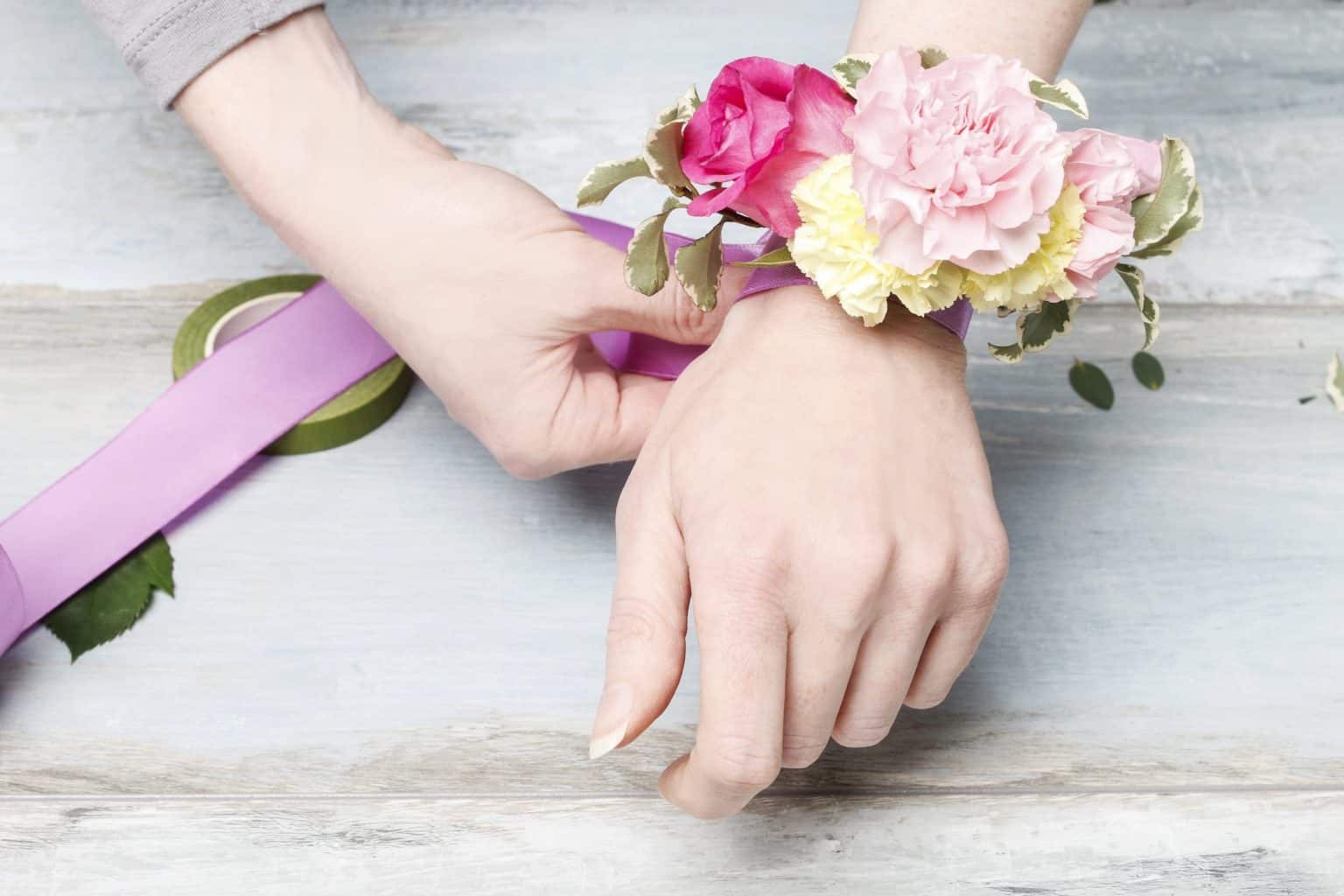 How to Make a Corsage in 5 Easy Steps Cascade Floral Wholesale
