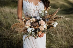 Rustic southwest free style wedding bouquet