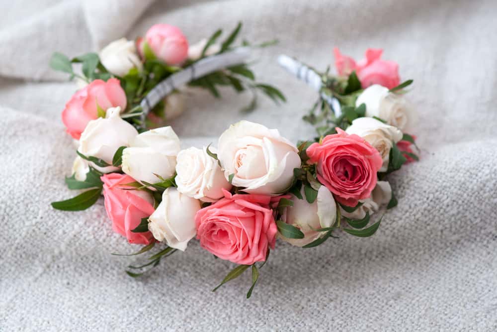 Pink and white rose crown